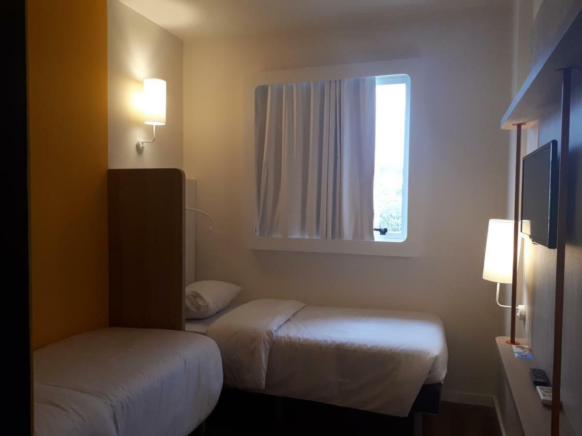 Ibis Budget Hotel 2*